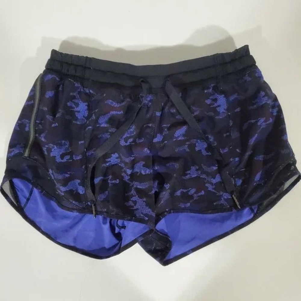 Lululemon Hotty Hot Low Rise 2.5” - Picture 5 of 7